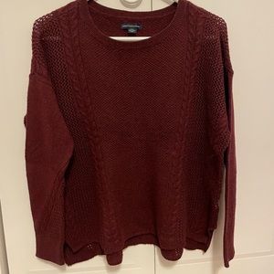 American Eagle Sweater